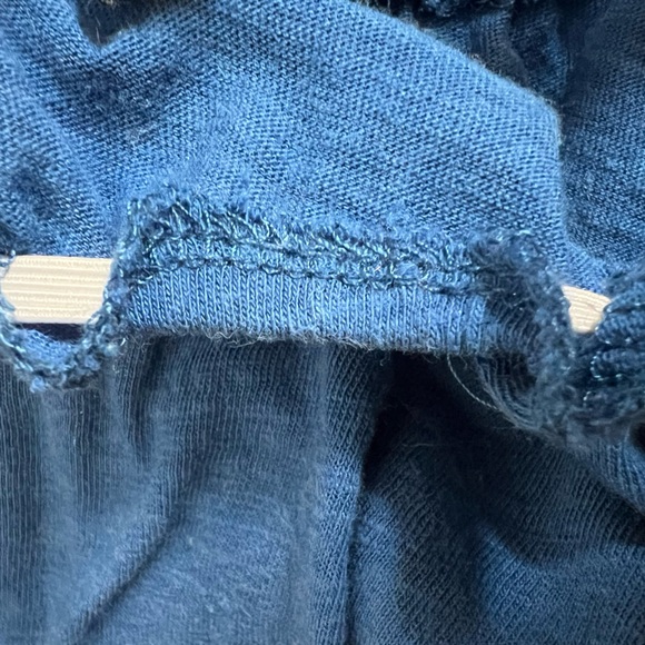 Adorable Blue Top 💙 - Picture 4 of 4